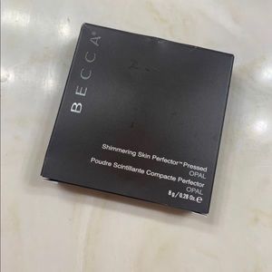 Becca highlighter